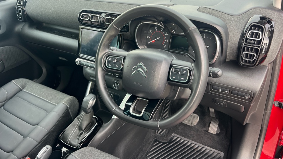 Citroen C3 Aircross 1.2 PureTech 130 Shine Plus 5dr EAT6 Petrol Hatchback - Image 11