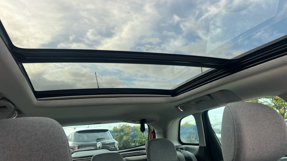 Citroen C3 Aircross 1.2 PureTech 130 Shine Plus 5dr EAT6 Petrol Hatchback - Image 34