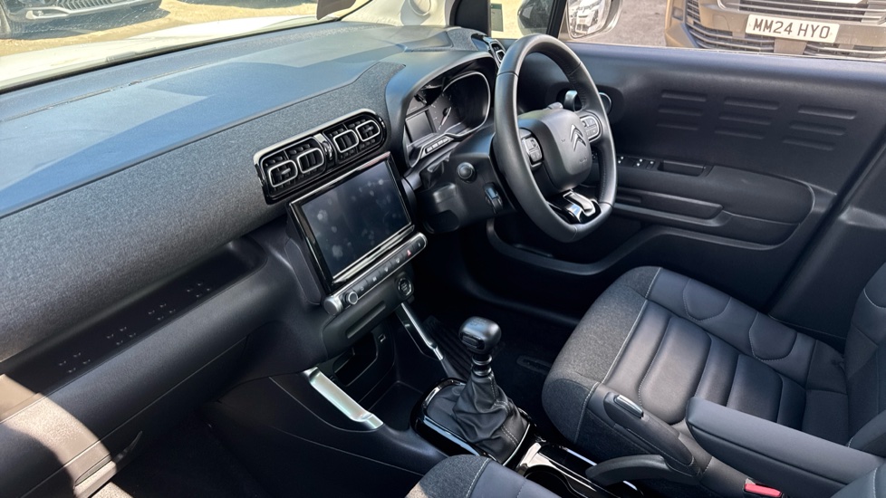 Citroen C3 Aircross 1.2 PureTech 110 Shine Plus 5dr Petrol Hatchback - Image 9