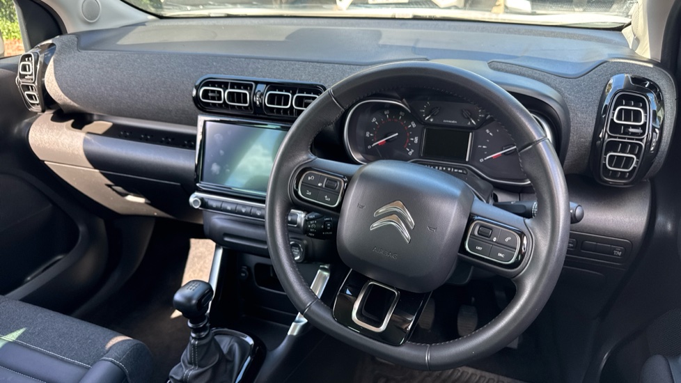 Citroen C3 Aircross 1.2 PureTech 110 Shine Plus 5dr Petrol Hatchback - Image 10