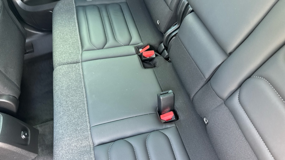 Citroen C3 Aircross 1.2 PureTech 110 Shine Plus 5dr Petrol Hatchback - Image 17