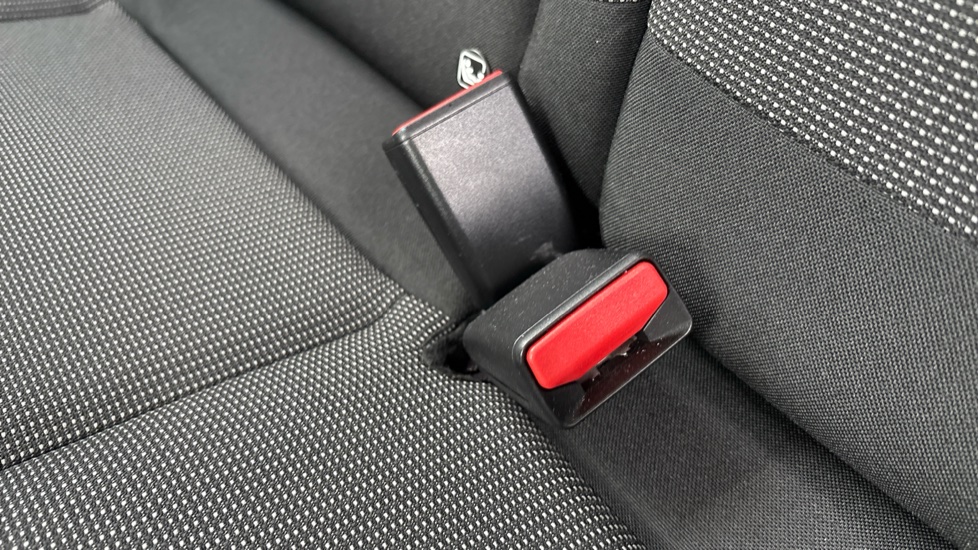 Citroen C3 1.2 PureTech Plus 5dr Petrol Hatchback - Image 17