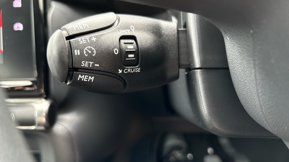 Citroen C3 1.2 PureTech Plus 5dr Petrol Hatchback - Image 29