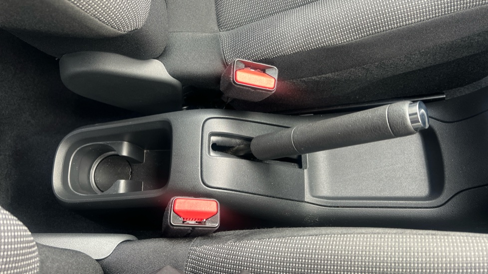 Citroen C3 1.2 PureTech Plus 5dr Petrol Hatchback - Image 8