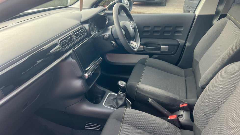 Citroen C3 1.2 PureTech Plus 5dr Petrol Hatchback - Image 9