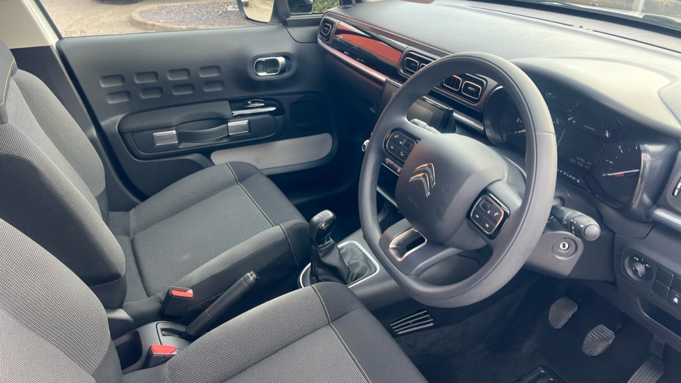 Citroen C3 1.2 PureTech Plus 5dr Petrol Hatchback - Image 11
