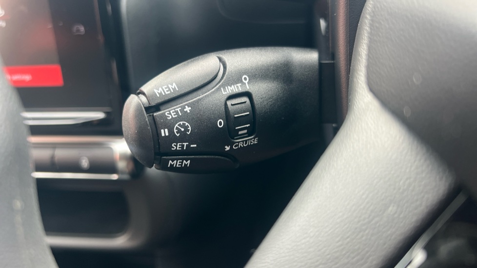 Citroen C3 1.2 PureTech Plus 5dr Petrol Hatchback - Image 28