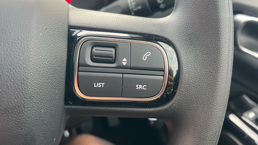 Citroen C3 1.2 PureTech Plus 5dr Petrol Hatchback - Image 33