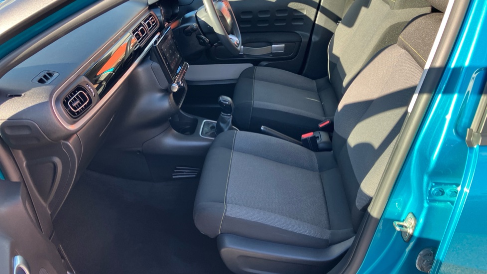 Citroen C3 1.2 PureTech Shine 5dr Petrol Hatchback - Image 19