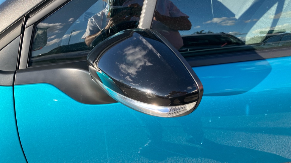 Citroen C3 1.2 PureTech Shine 5dr Petrol Hatchback - Image 21