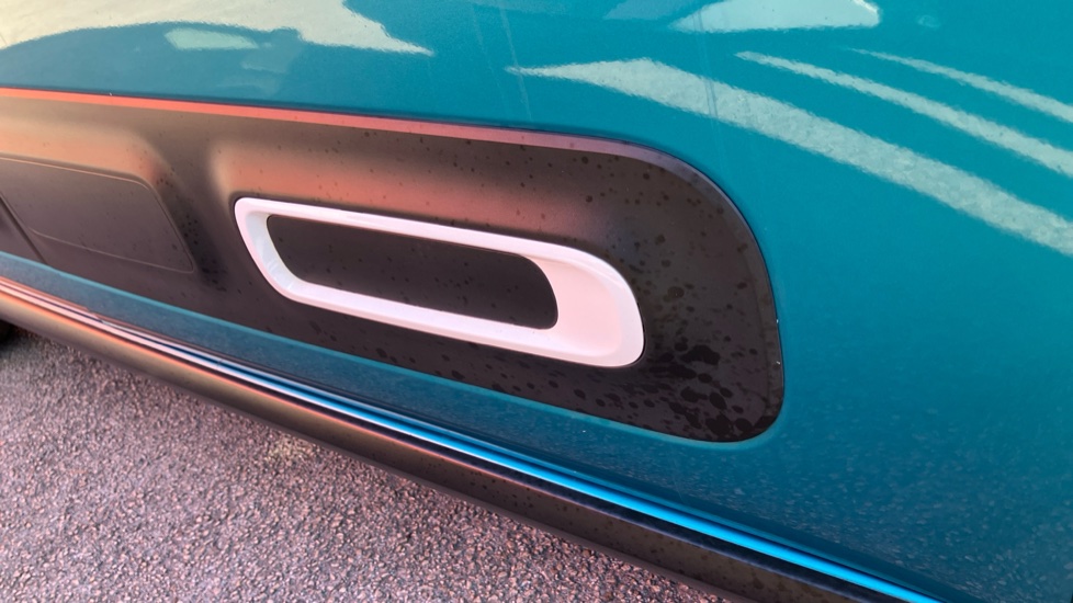Citroen C3 1.2 PureTech Shine 5dr Petrol Hatchback - Image 23