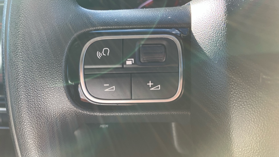 Citroen C3 1.2 PureTech Shine 5dr Petrol Hatchback - Image 26