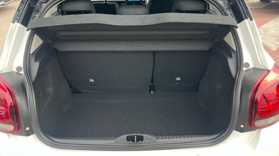 Citroen C3 1.2 PureTech C-Series Edition 5dr Petrol Hatchback - Image 4