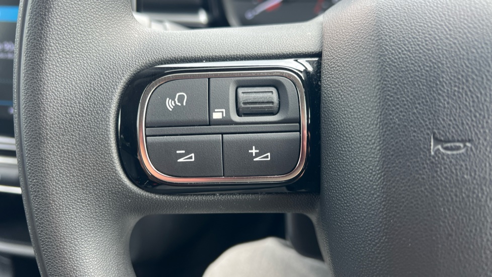 Citroen C3 1.2 PureTech C-Series Edition 5dr Petrol Hatchback - Image 21