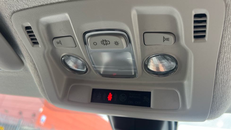 Citroen C3 1.2 PureTech C-Series Edition 5dr Petrol Hatchback - Image 27