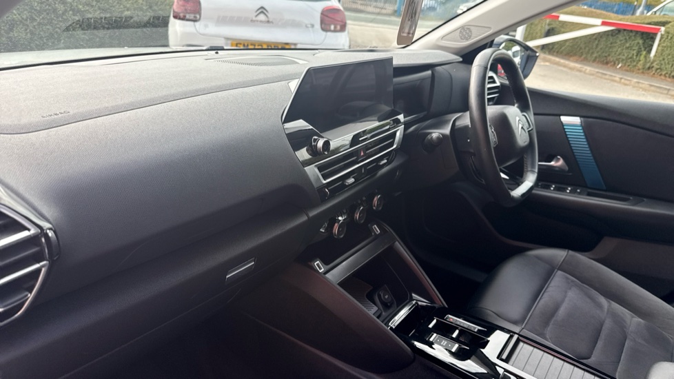 Citroen C4 X 100kW Shine Plus 50kWh 4dr Auto Electric Saloon - Image 9