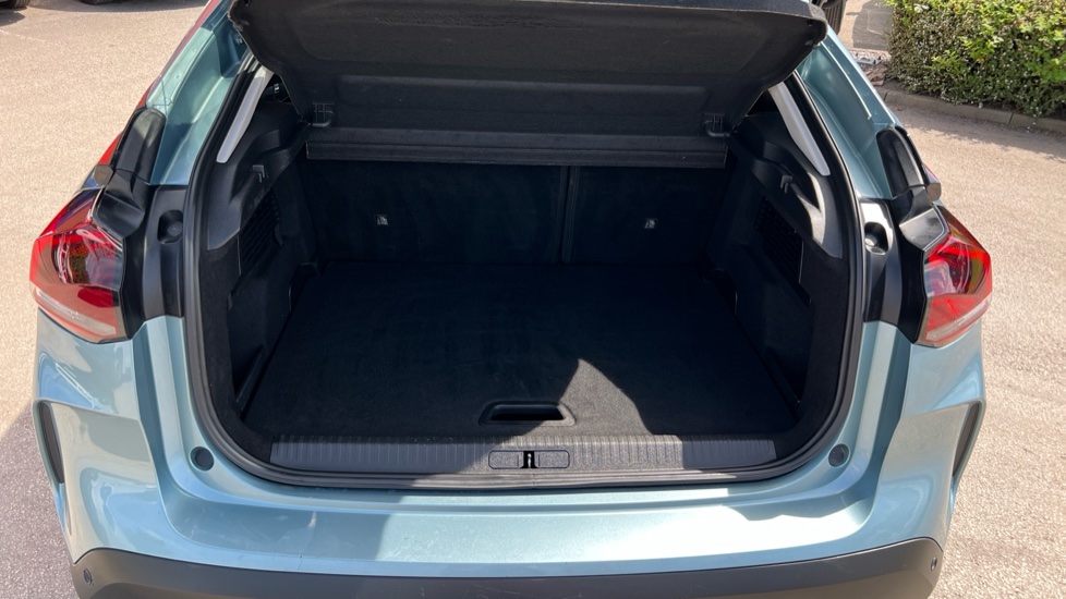 Citroen C4 100kW Shine 50kWh 5dr Auto Electric Hatchback - Image 4
