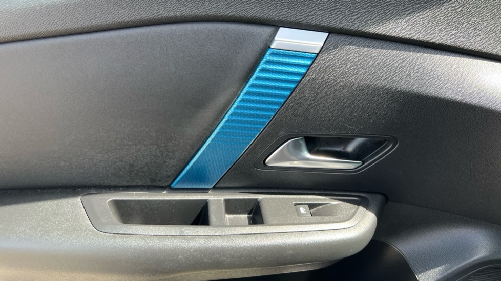 Citroen C4 100kW Shine 50kWh 5dr Auto Electric Hatchback - Image 21