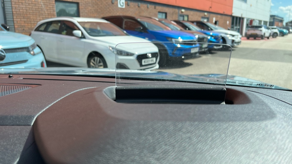 Citroen C4 100kW Shine 50kWh 5dr Auto Electric Hatchback - Image 29
