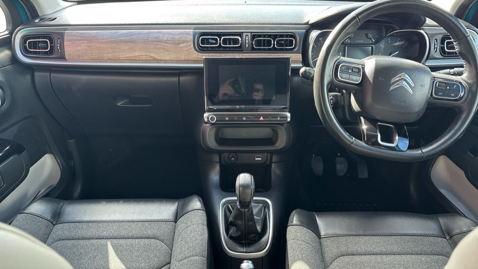 Citroen C3 1.2 PureTech Shine Plus 5dr Petrol Hatchback - Image 10