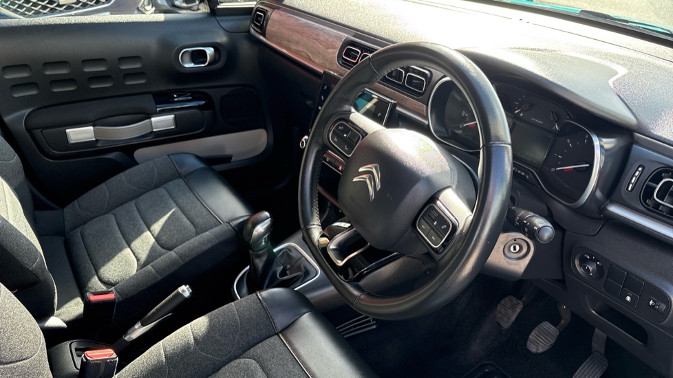 Citroen C3 1.2 PureTech Shine Plus 5dr Petrol Hatchback - Image 11