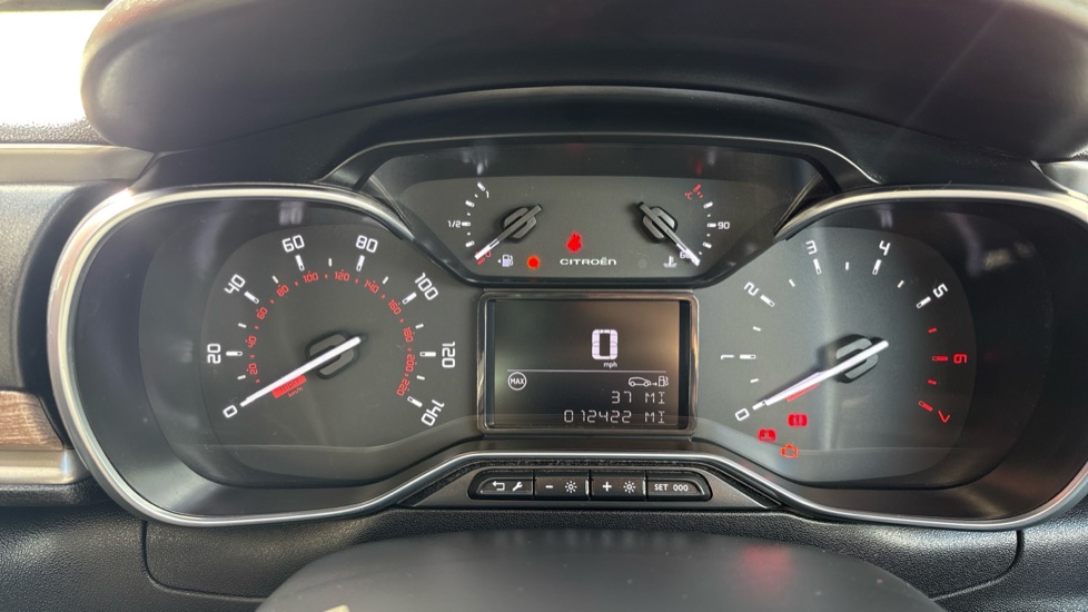 Citroen C3 1.2 PureTech Shine Plus 5dr Petrol Hatchback - Image 18