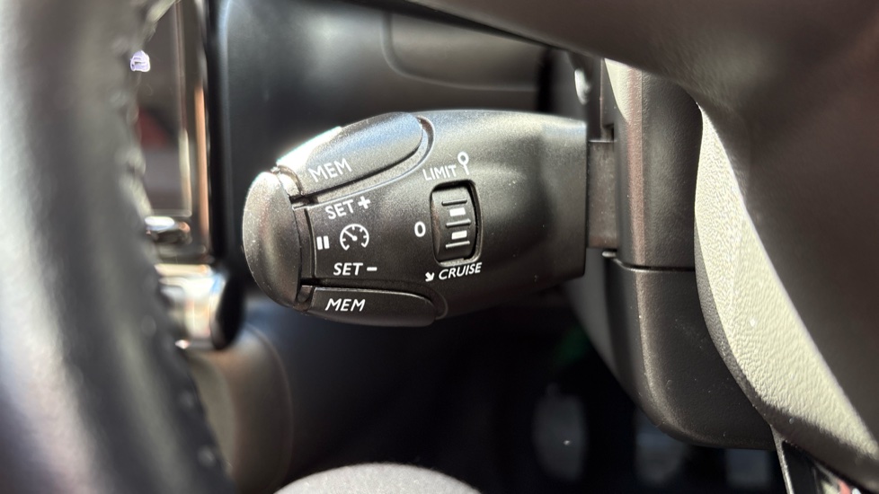 Citroen C3 1.2 PureTech Shine Plus 5dr Petrol Hatchback - Image 26