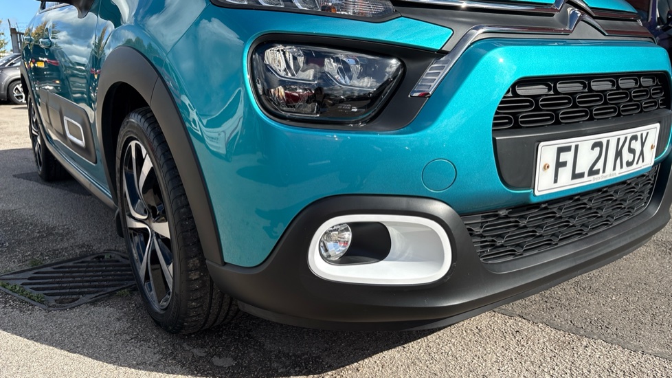 Citroen C3 1.2 PureTech Shine Plus 5dr Petrol Hatchback - Image 33