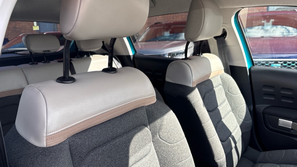 Citroen C3 1.2 PureTech Shine Plus 5dr Petrol Hatchback - Image 37
