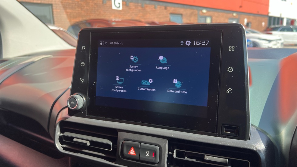 Citroen Berlingo 100kW Flair XTR M 50kWh 5dr Auto Electric Estate - Image 30