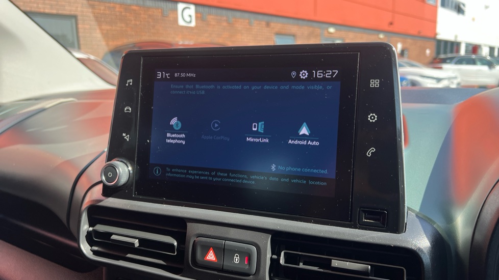 Citroen Berlingo 100kW Flair XTR M 50kWh 5dr Auto Electric Estate - Image 31