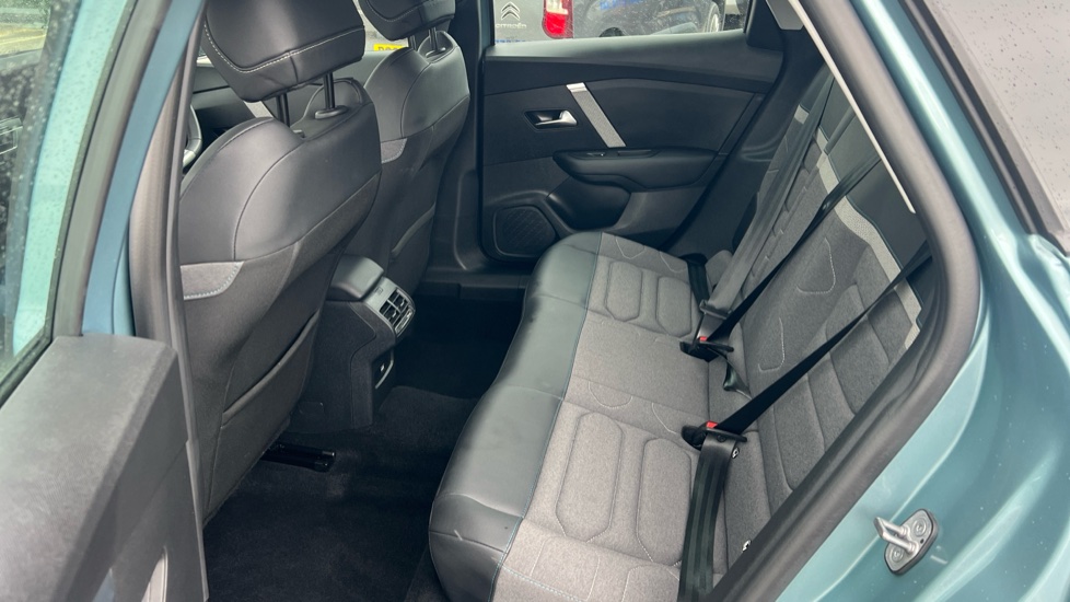 Citroen C4 1.2 PureTech [130] Plus 5dr Auto Petrol Hatchback - Image 16