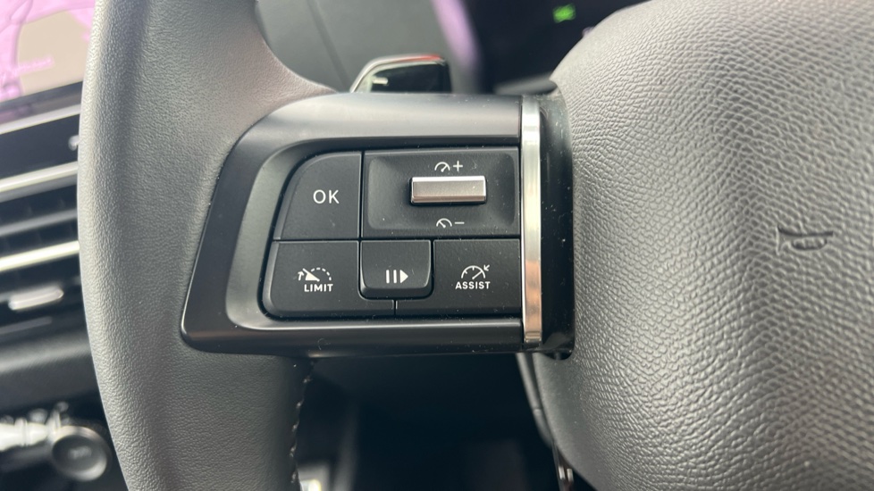 Citroen C4 1.2 PureTech [130] Plus 5dr Auto Petrol Hatchback - Image 21