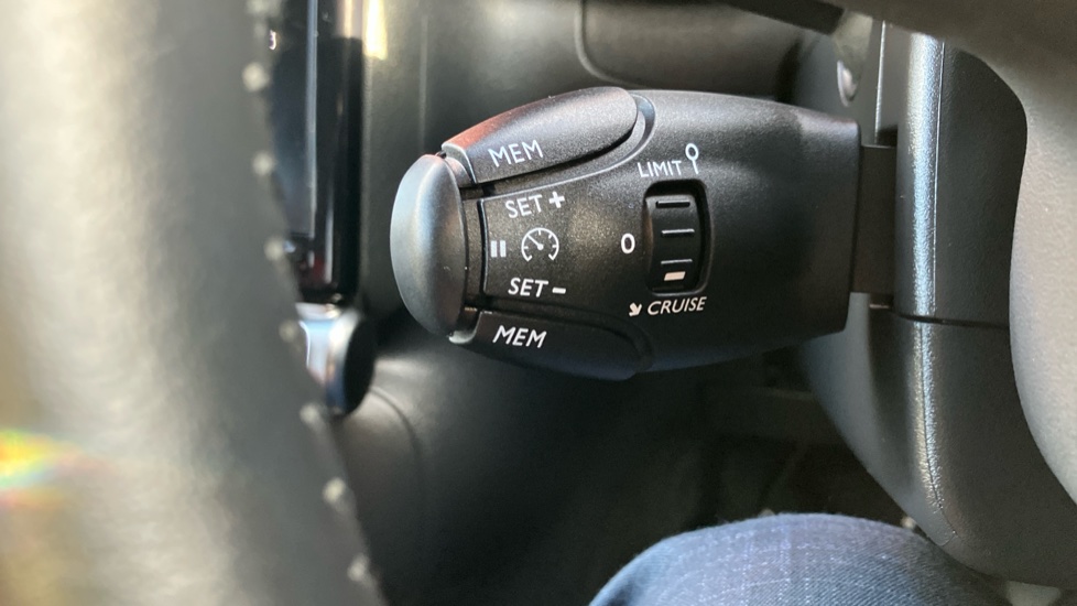 Citroen C3 1.2 PureTech 83 Flair Plus 5dr Petrol Hatchback - Image 33