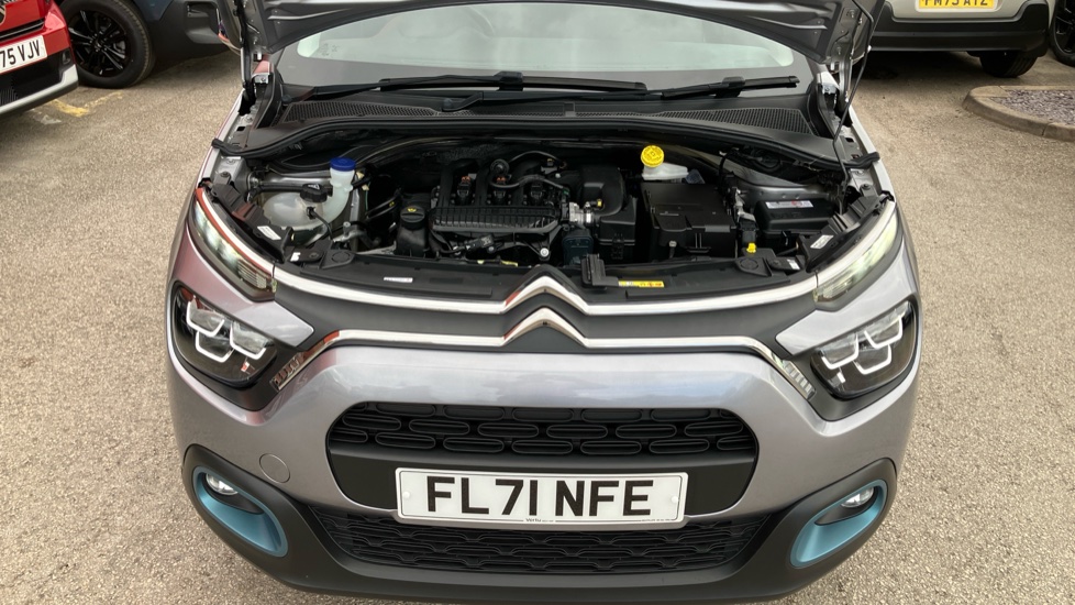 Citroen C3 1.2 PureTech Shine 5dr Petrol Hatchback - Image 8