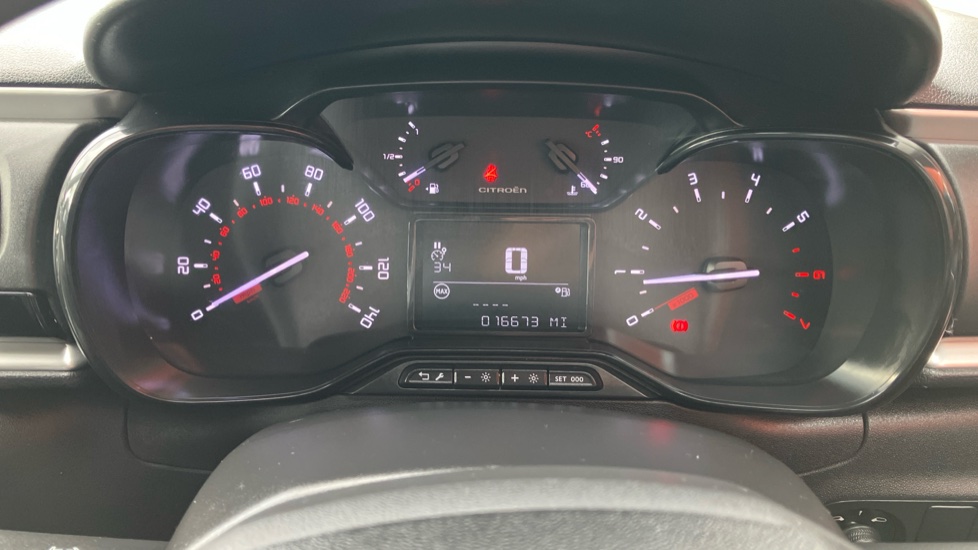Citroen C3 1.2 PureTech Shine 5dr Petrol Hatchback - Image 18
