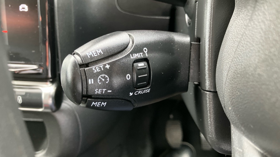Citroen C3 1.2 PureTech Shine 5dr Petrol Hatchback - Image 32