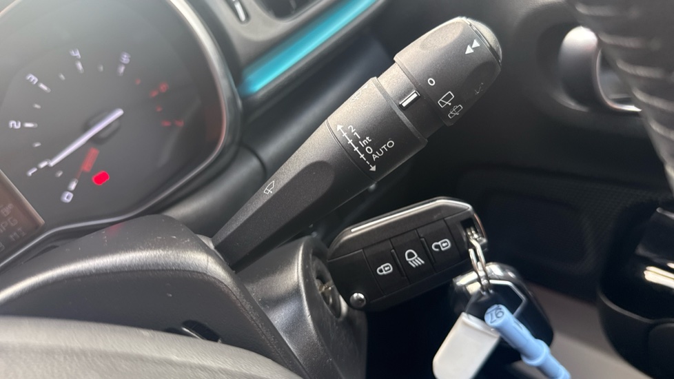Citroen C3 1.2 PureTech 110 Shine Plus 5dr Petrol Hatchback - Image 25