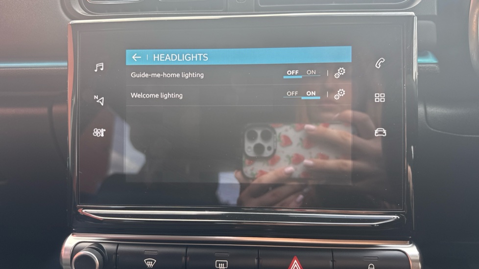 Citroen C3 1.2 PureTech 110 Shine Plus 5dr Petrol Hatchback - Image 32