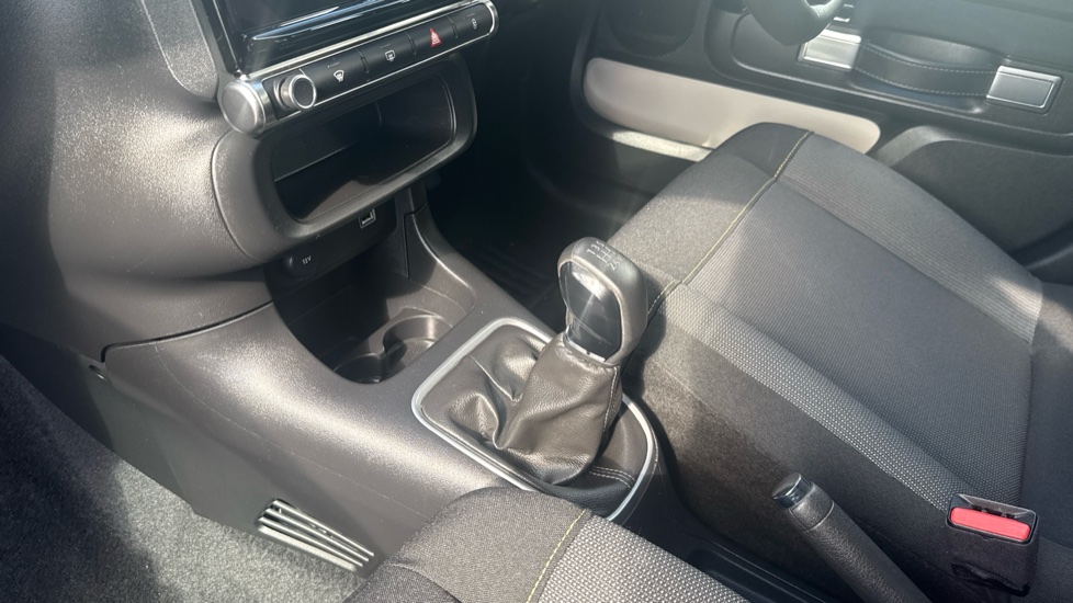 Citroen C3 1.2 PureTech C-Series Edition 5dr Petrol Hatchback - Image 13