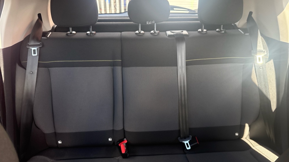 Citroen C3 1.2 PureTech C-Series Edition 5dr Petrol Hatchback - Image 15