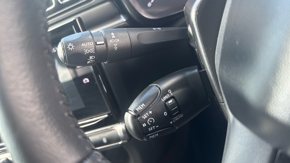 Citroen C3 1.2 PureTech C-Series Edition 5dr Petrol Hatchback - Image 26