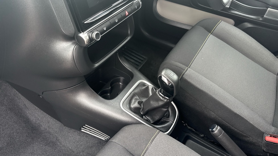 Citroen C3 1.2 PureTech C-Series Edition 5dr Petrol Hatchback - Image 13