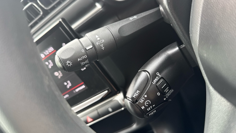 Citroen C3 1.2 PureTech C-Series Edition 5dr Petrol Hatchback - Image 24