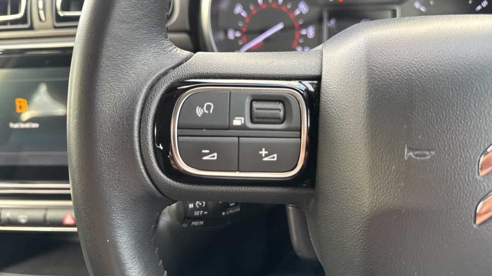 Citroen C3 1.2 PureTech Shine Plus 5dr Petrol Hatchback - Image 21