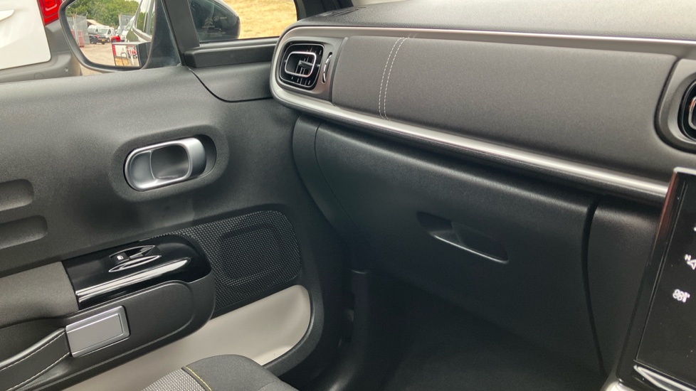 Citroen C3 1.2 PureTech 110 C-Series Edition 5dr EAT6 Petrol Hatchback - Image 24