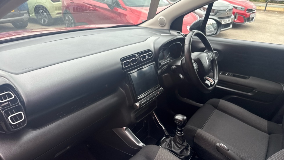 Citroen C3 Aircross 1.2 PureTech 110 Shine 5dr Petrol Hatchback - Image 9