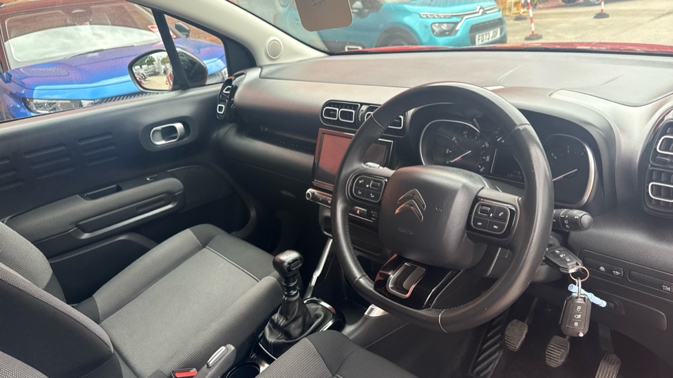 Citroen C3 Aircross 1.2 PureTech 110 Shine 5dr Petrol Hatchback - Image 11