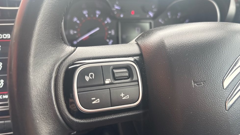 Citroen C3 Aircross 1.2 PureTech 110 Shine 5dr Petrol Hatchback - Image 24