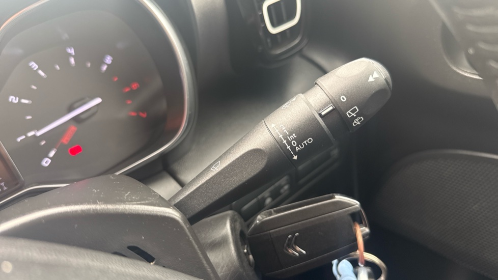 Citroen C3 Aircross 1.2 PureTech 110 Shine 5dr Petrol Hatchback - Image 26